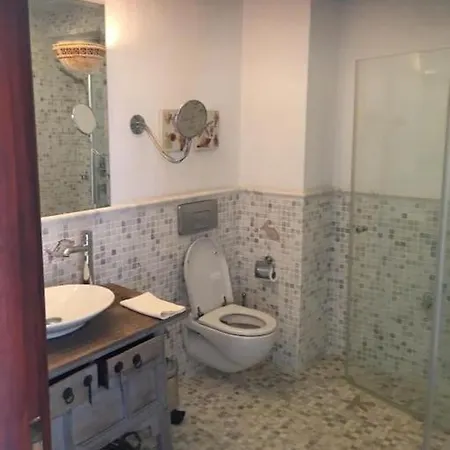 아파트 Castle81Homes Blue - Sea View House *